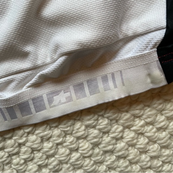 Mens Assos premium cycling jersey - Picture 16 of 16